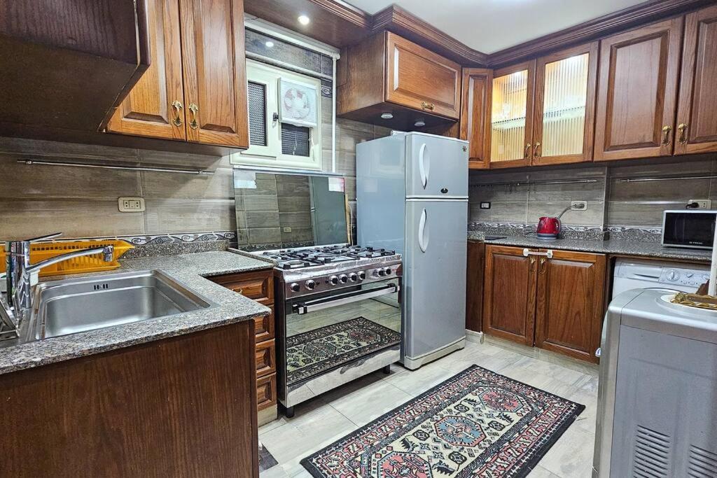 Apartment Comfy 2 Bedrooms In 92 Cairo