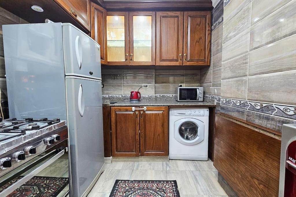 Comfy 2 Bedrooms In 92